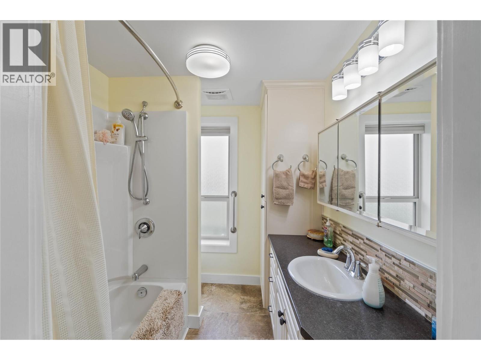 6725 Barnhartvale Road, Kamloops, British Columbia  V2C 6V7 - Photo 13 - 10402561