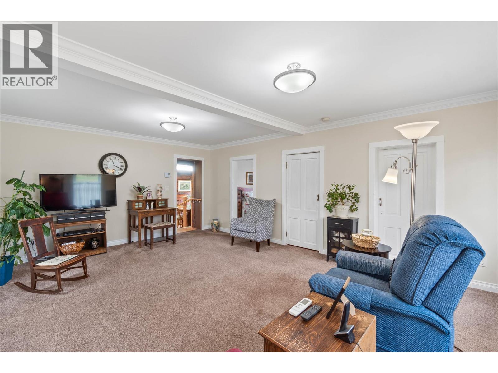 6725 Barnhartvale Road, Kamloops, British Columbia  V2C 6V7 - Photo 9 - 10402561
