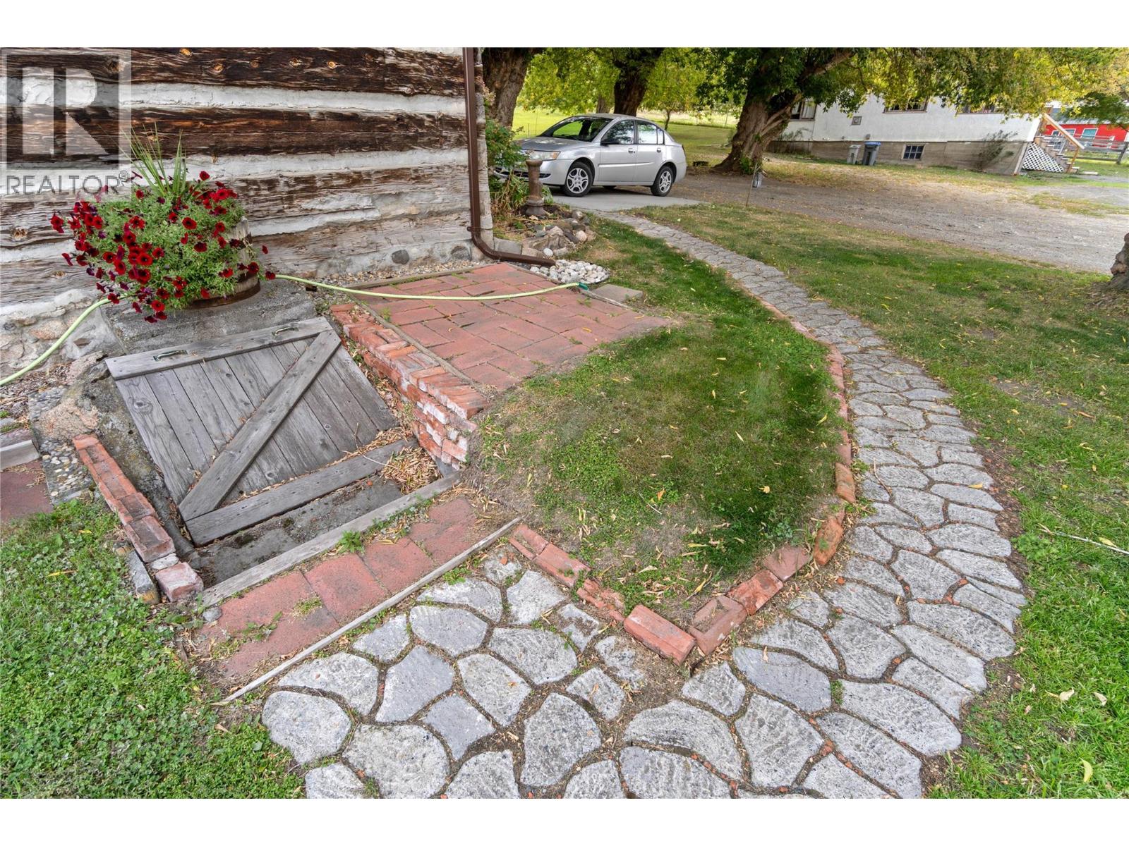 6725 Barnhartvale Road, Kamloops, British Columbia  V2C 6V7 - Photo 18 - 10402561