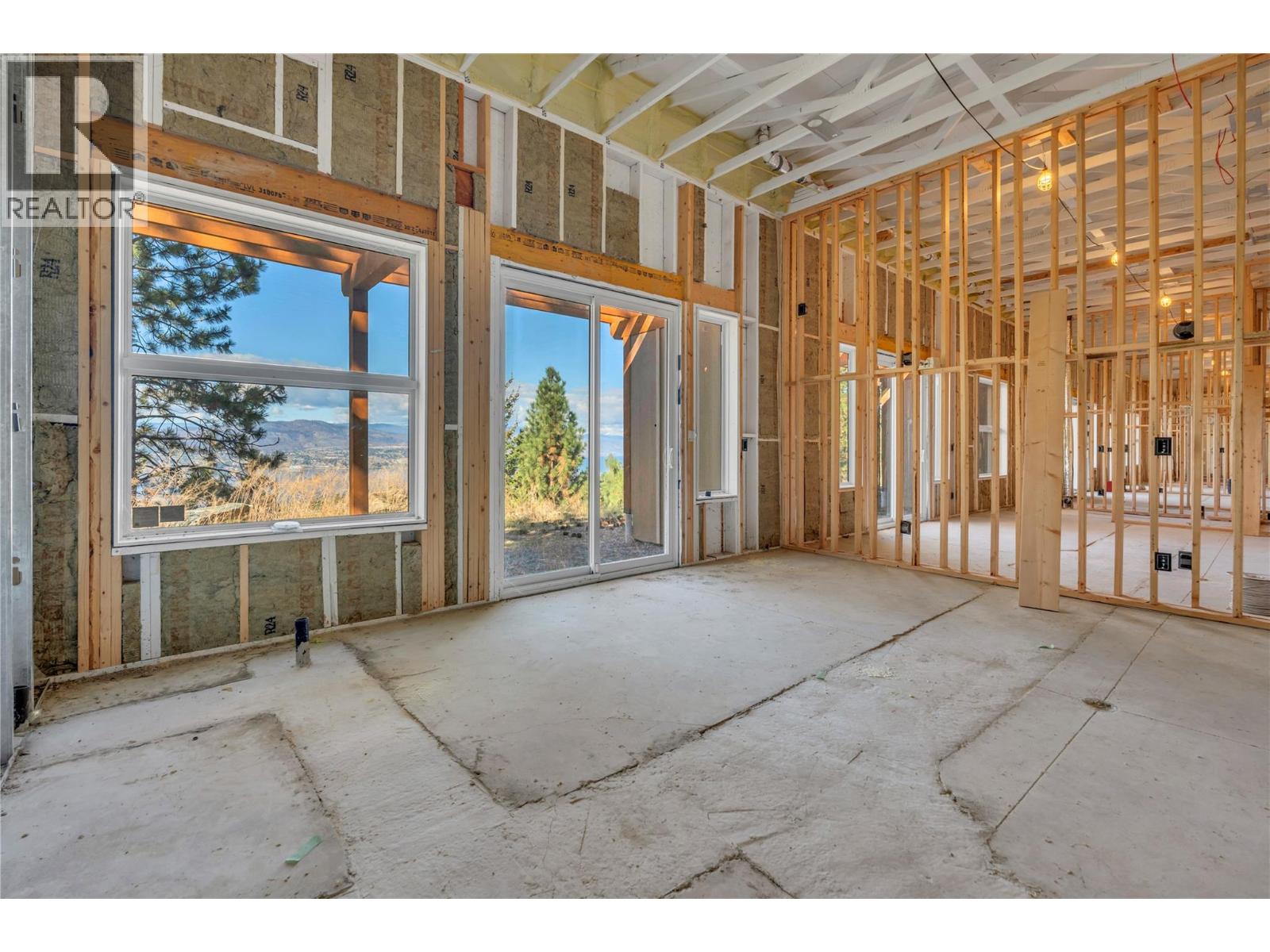 2864 Arawana Road
