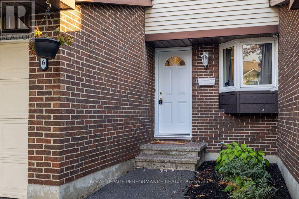 93 - 6816 Bilberry Drive, Ottawa, Ontario  K1C 3R4 - Photo 2 - X13874202