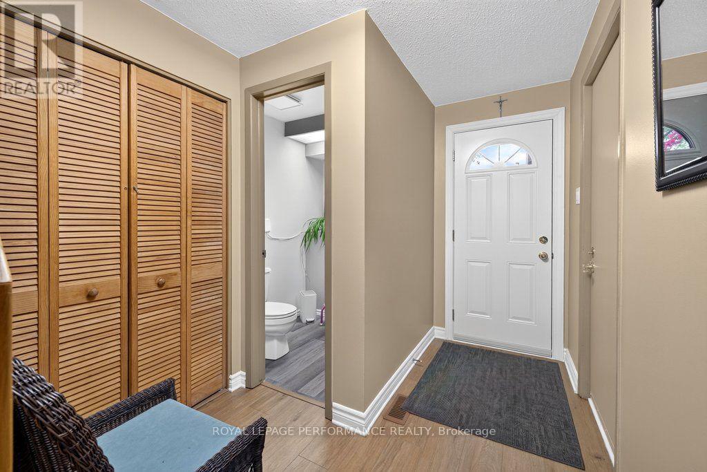93 - 6816 Bilberry Drive, Ottawa, Ontario  K1C 3R4 - Photo 4 - X13874202