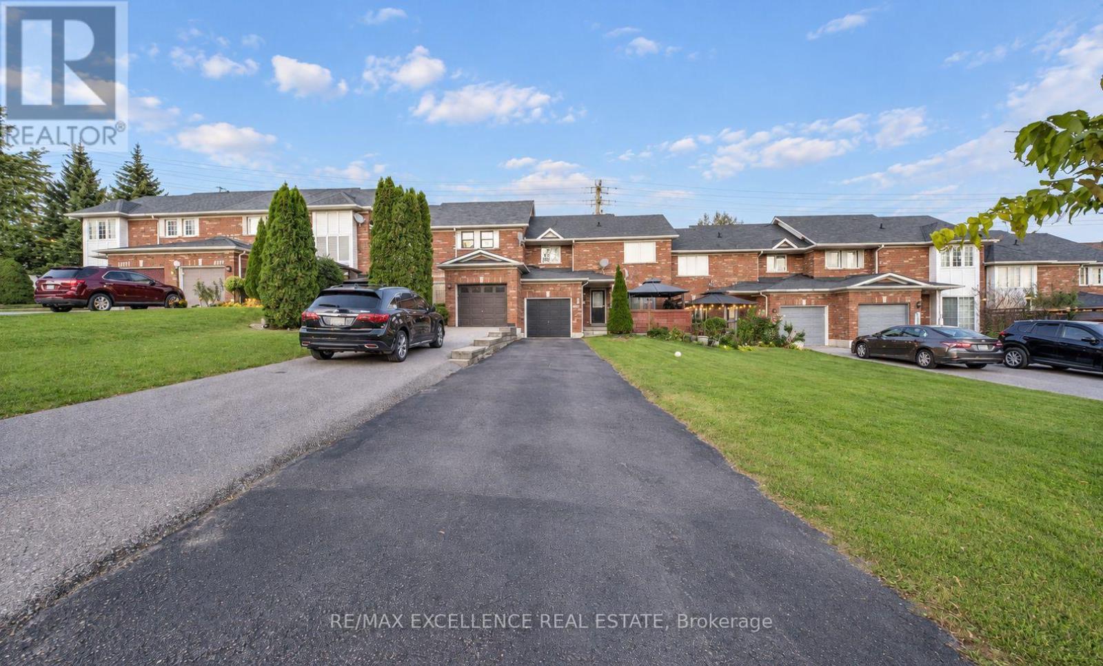 2371 CLEARSIDE COURT