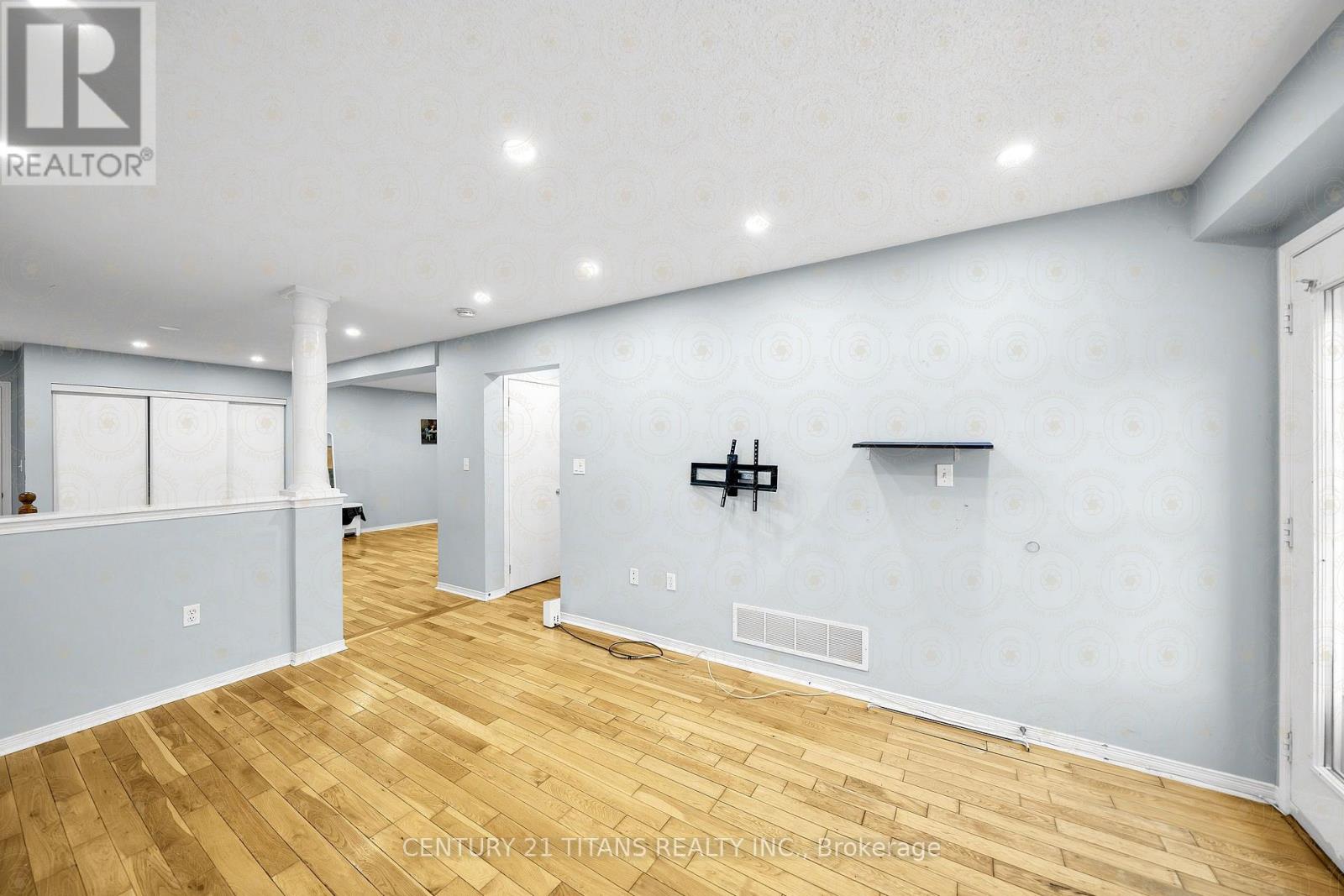 51 Marchwood Crescent, Clarington, Ontario  L1C 5K5 - Photo 15 - E13874222