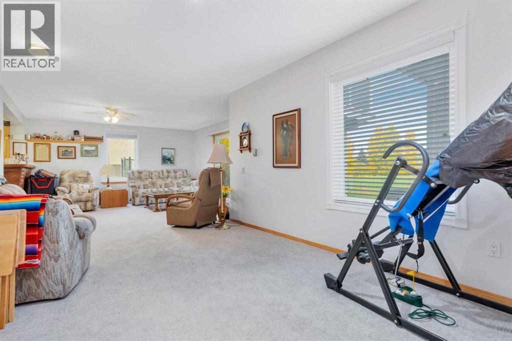 123 Riverview Circle