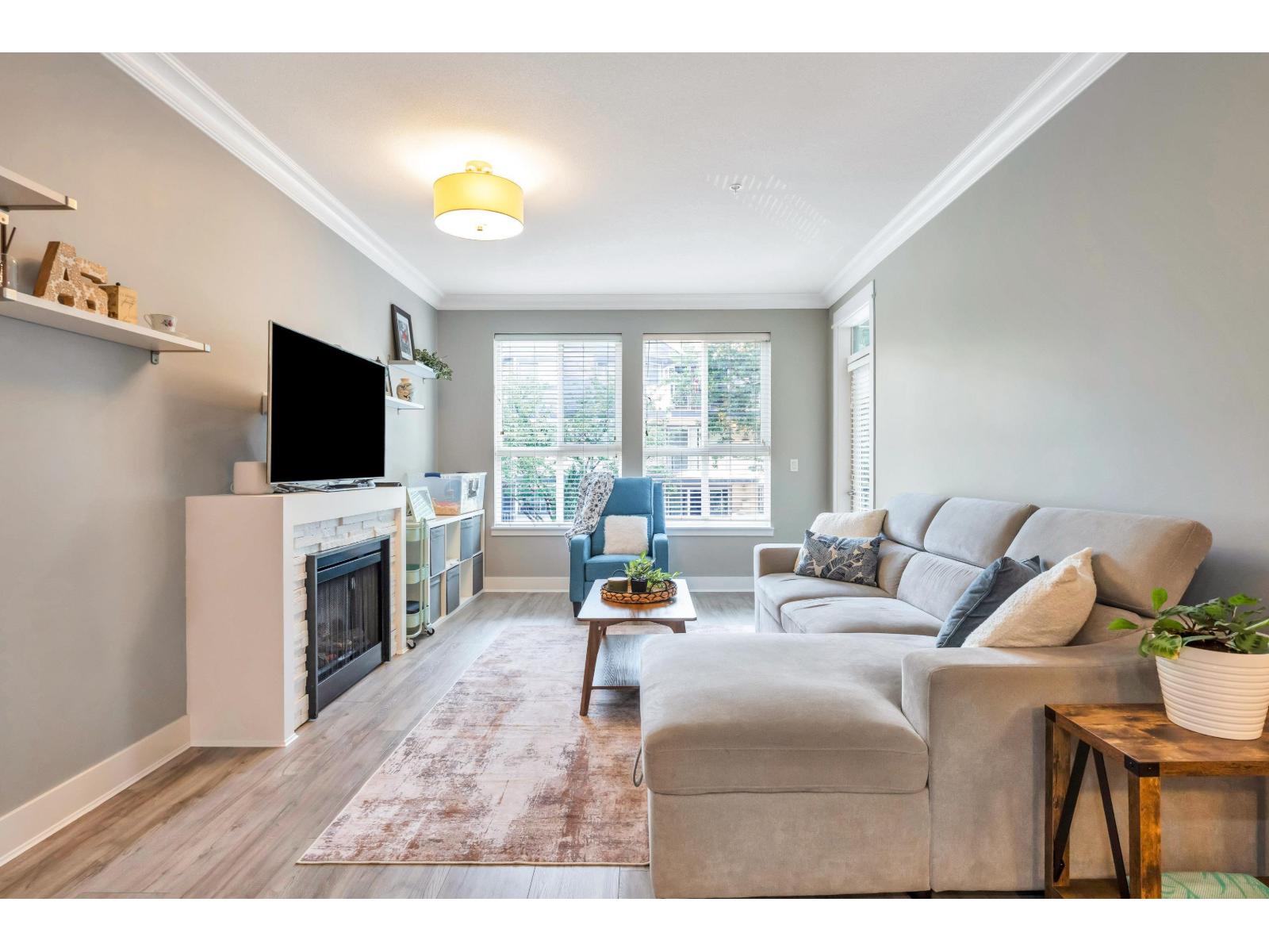 202 5430 201 Street, Langley, British Columbia  V3A 0A2 - Photo 3 - R3172819