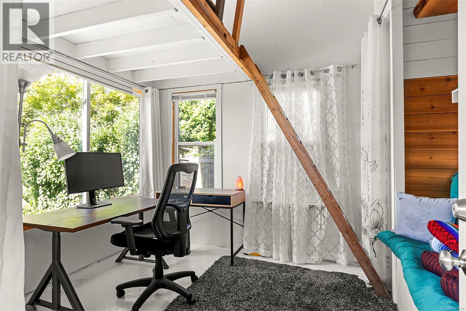 A 4654 Cruickshank Ave