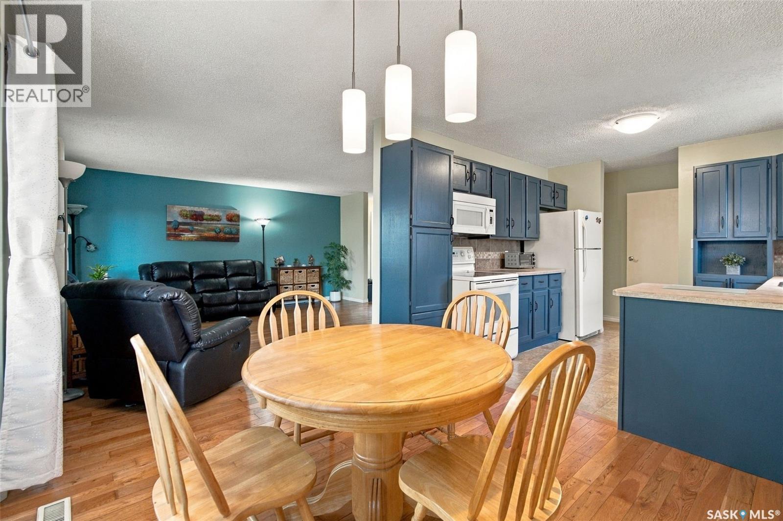 38 Petersmeyer Street, Regina, Saskatchewan  S4R 7P7 - Photo 6 - SK050511
