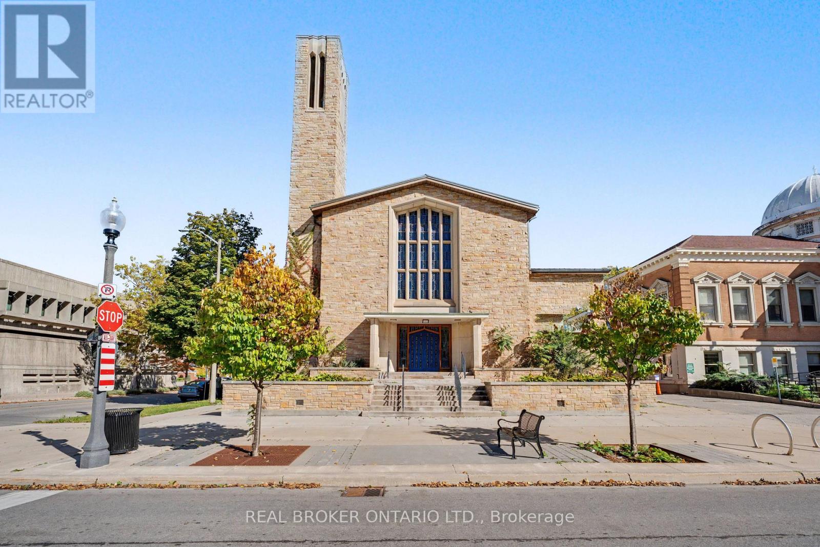 97 WELLINGTON STREET, Brantford, Ontario