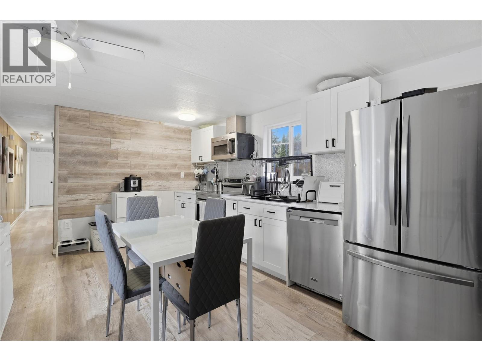 5317 Freda Avenue, Kamloops, British Columbia  V2C 5A6 - Photo 8 - 10402525