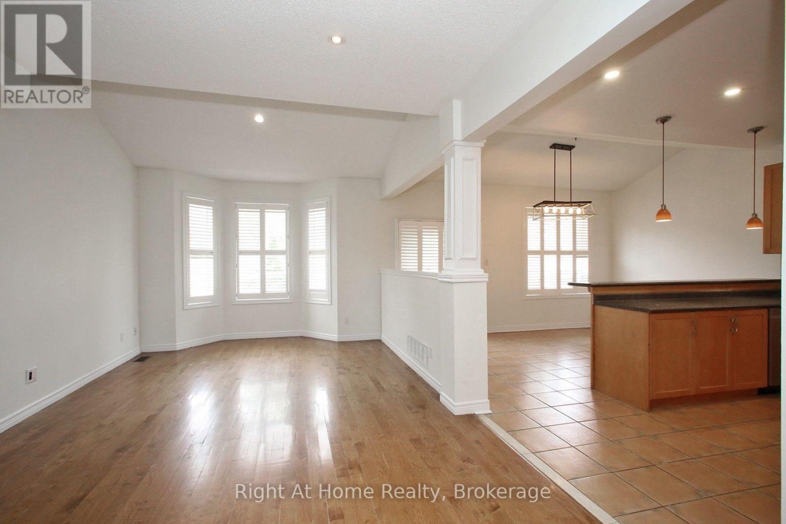 Upper - 181 Fairlane Crescent, Vaughan, Ontario  L4H 2G8 - Photo 14 - N13874248