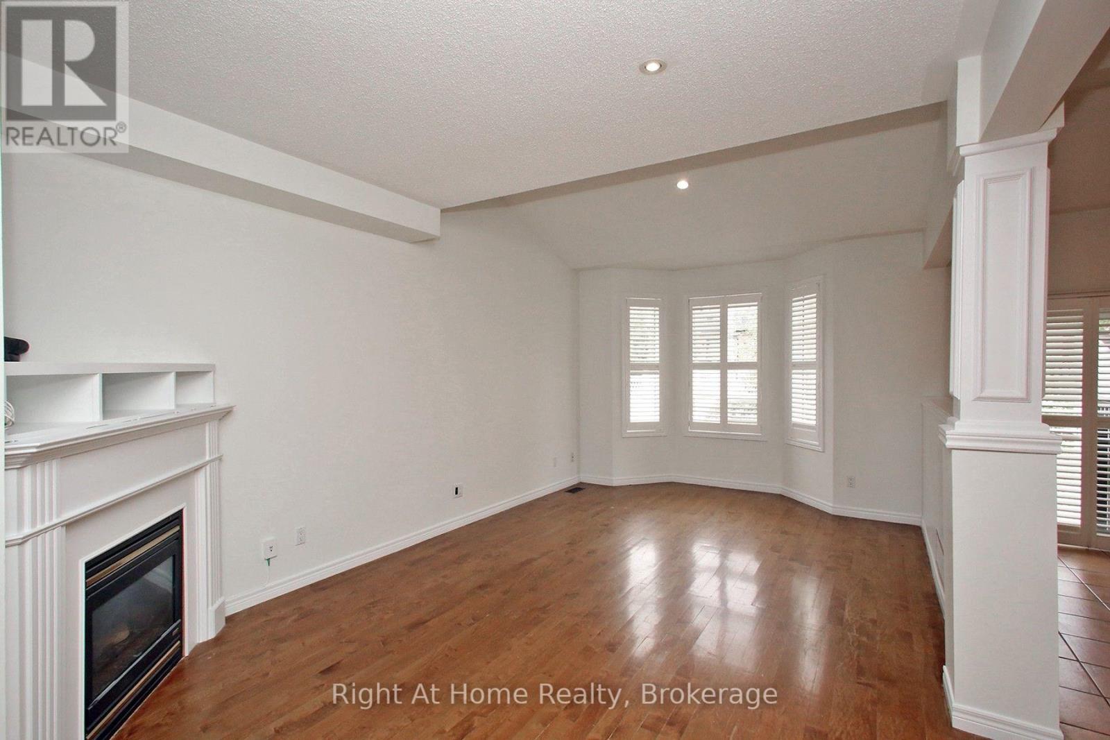 Upper - 181 Fairlane Crescent, Vaughan, Ontario  L4H 2G8 - Photo 15 - N13874248