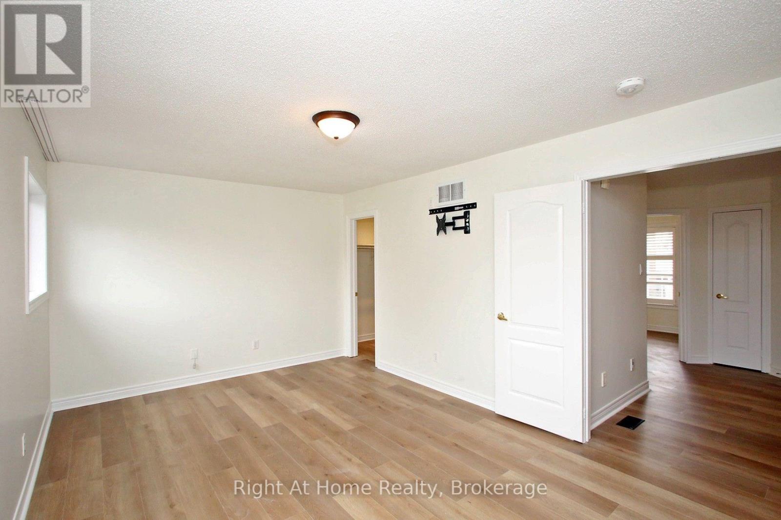Upper - 181 Fairlane Crescent, Vaughan, Ontario  L4H 2G8 - Photo 28 - N13874248