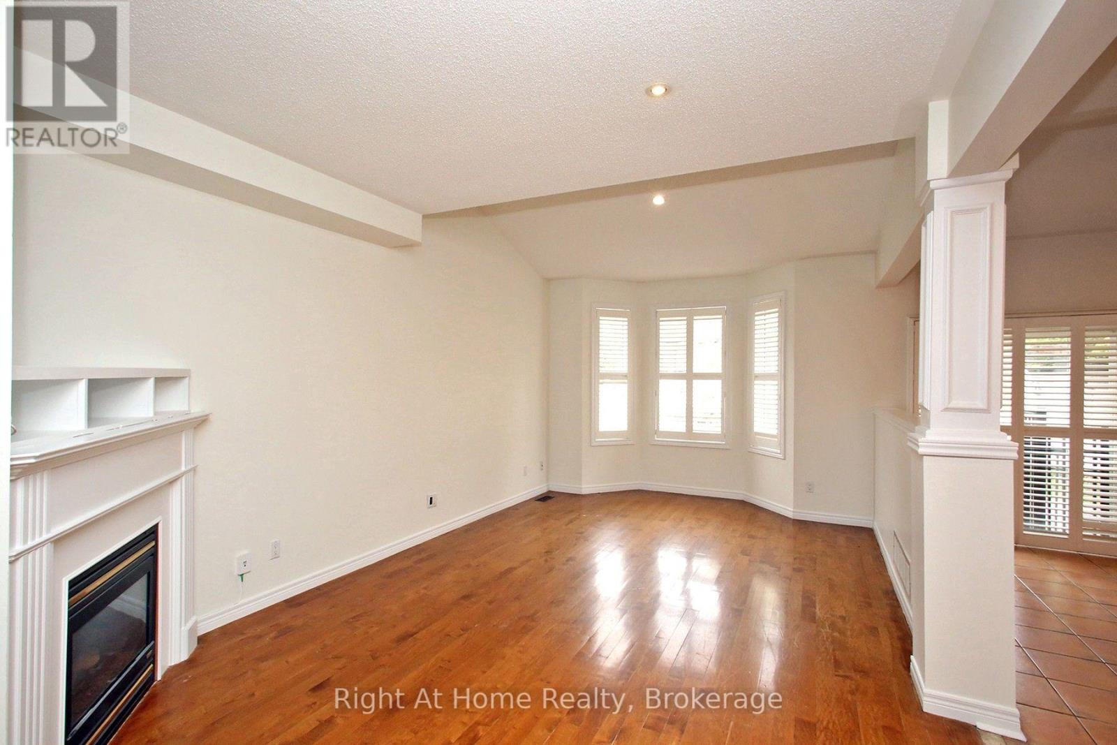 Upper - 181 Fairlane Crescent, Vaughan, Ontario  L4H 2G8 - Photo 9 - N13874248
