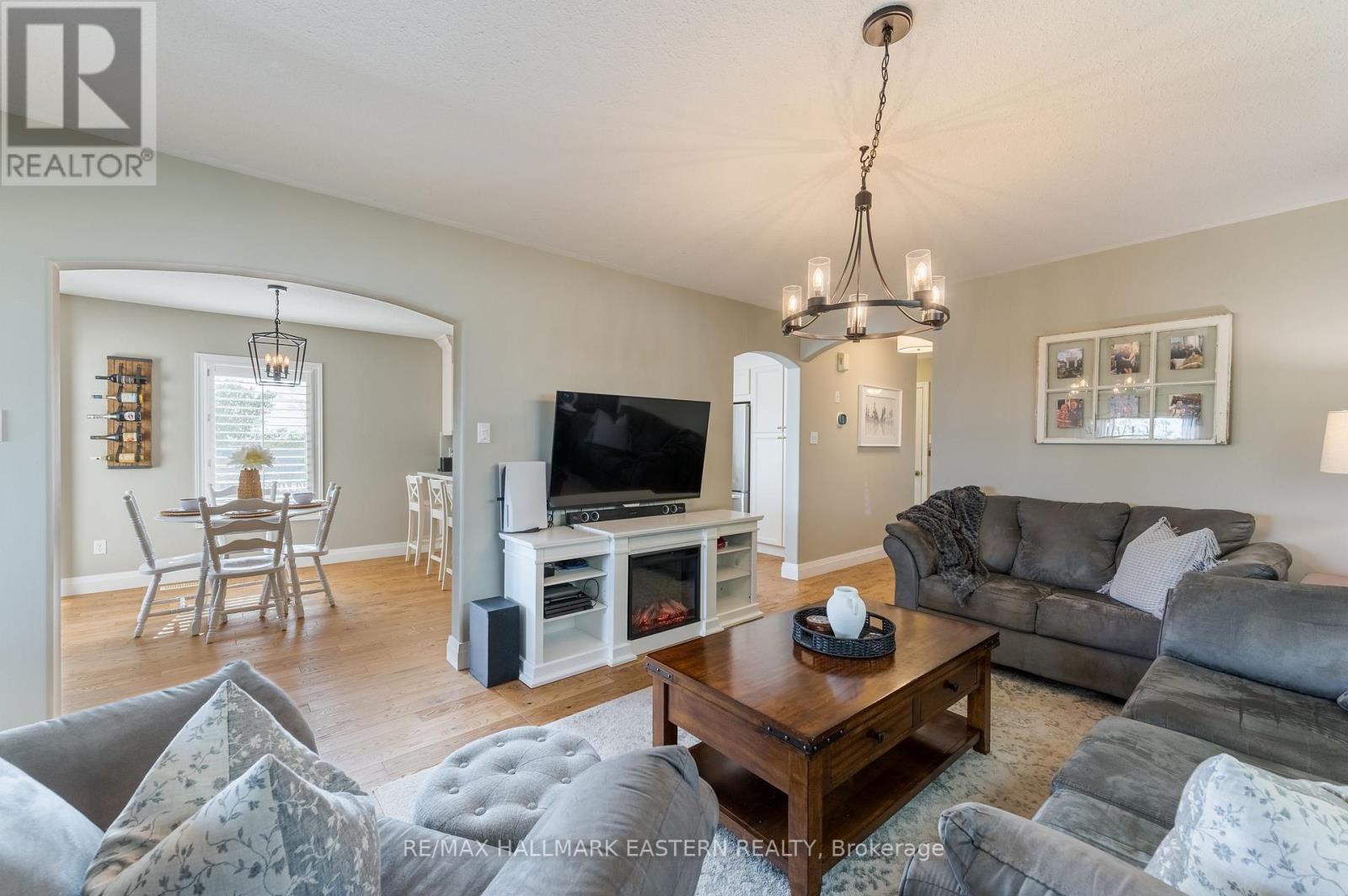 688 Trailview Drive, Peterborough, Ontario  K9J 8P1 - Photo 9 - X13874292