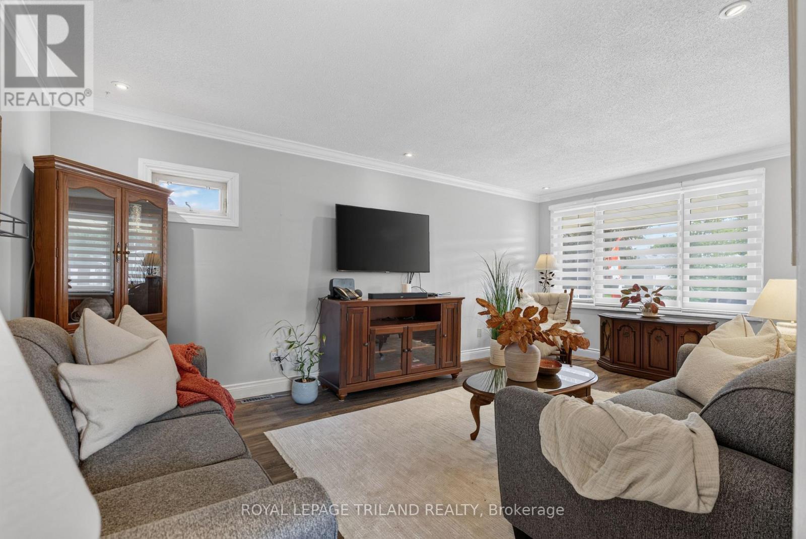 21 Jena Crescent, London East, Ontario  N5V 1L3 - Photo 5 - X13874274