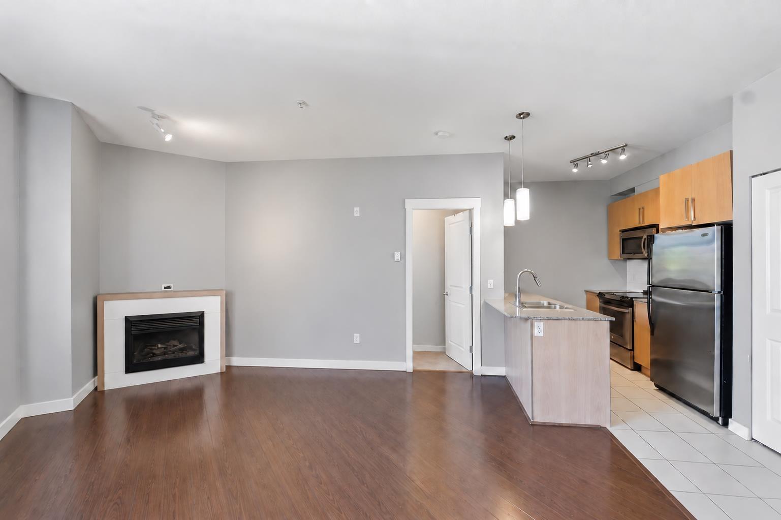 307 2943 NELSON PLACE Abbotsford British Columbia Canada V2S0C8 2