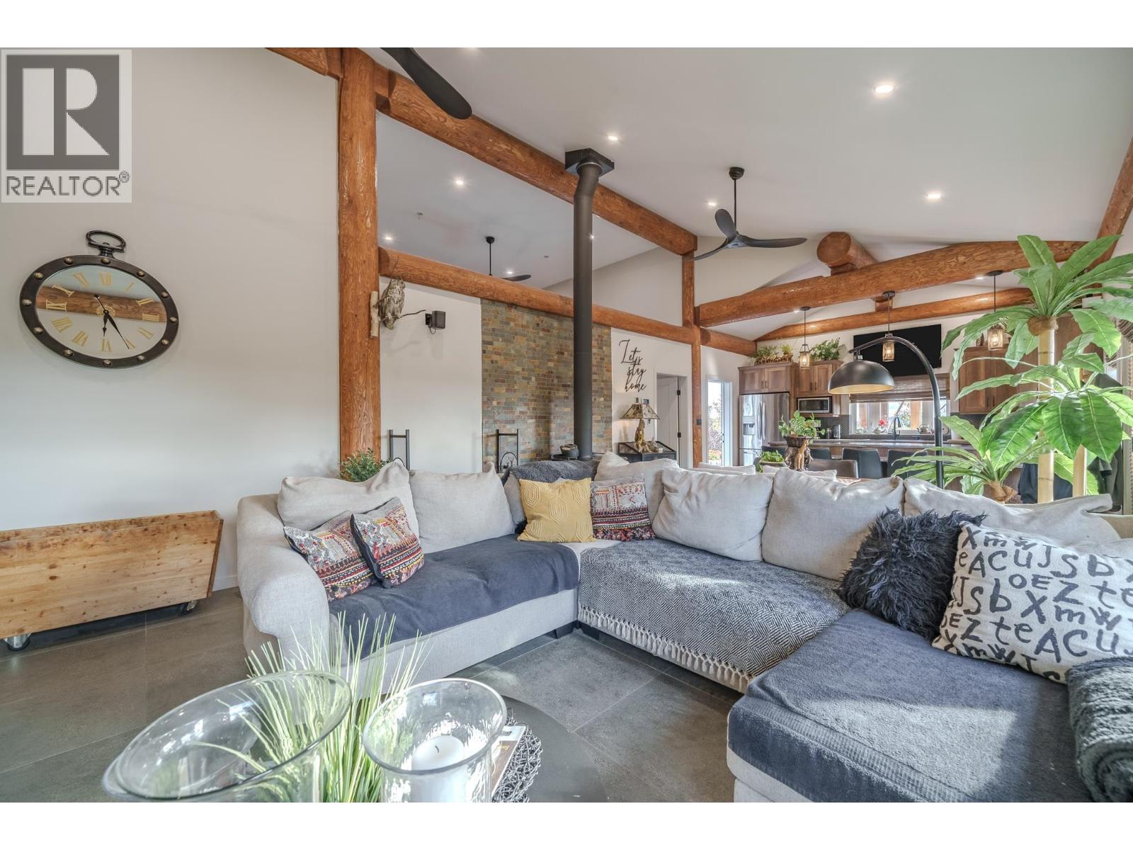 6105 LITTLE FORT 24 HIGHWAY