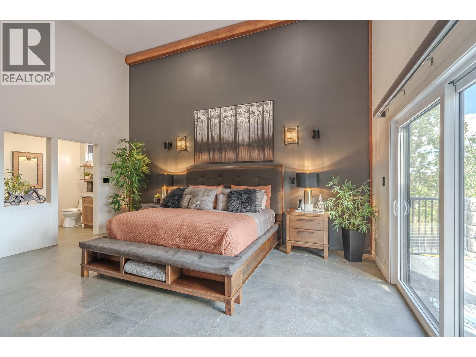6105 LITTLE FORT 24 HIGHWAY