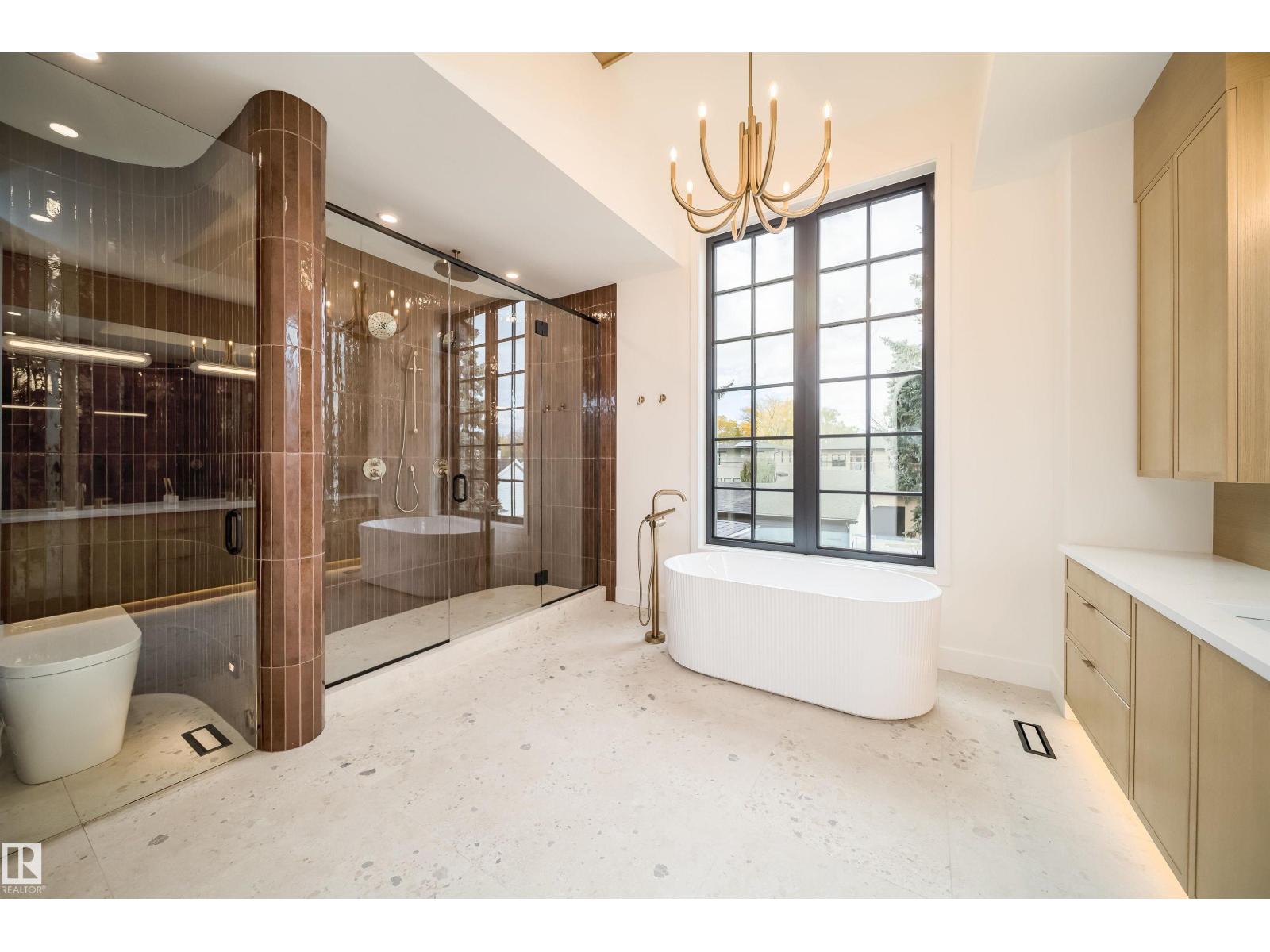 10414 134 ST NW