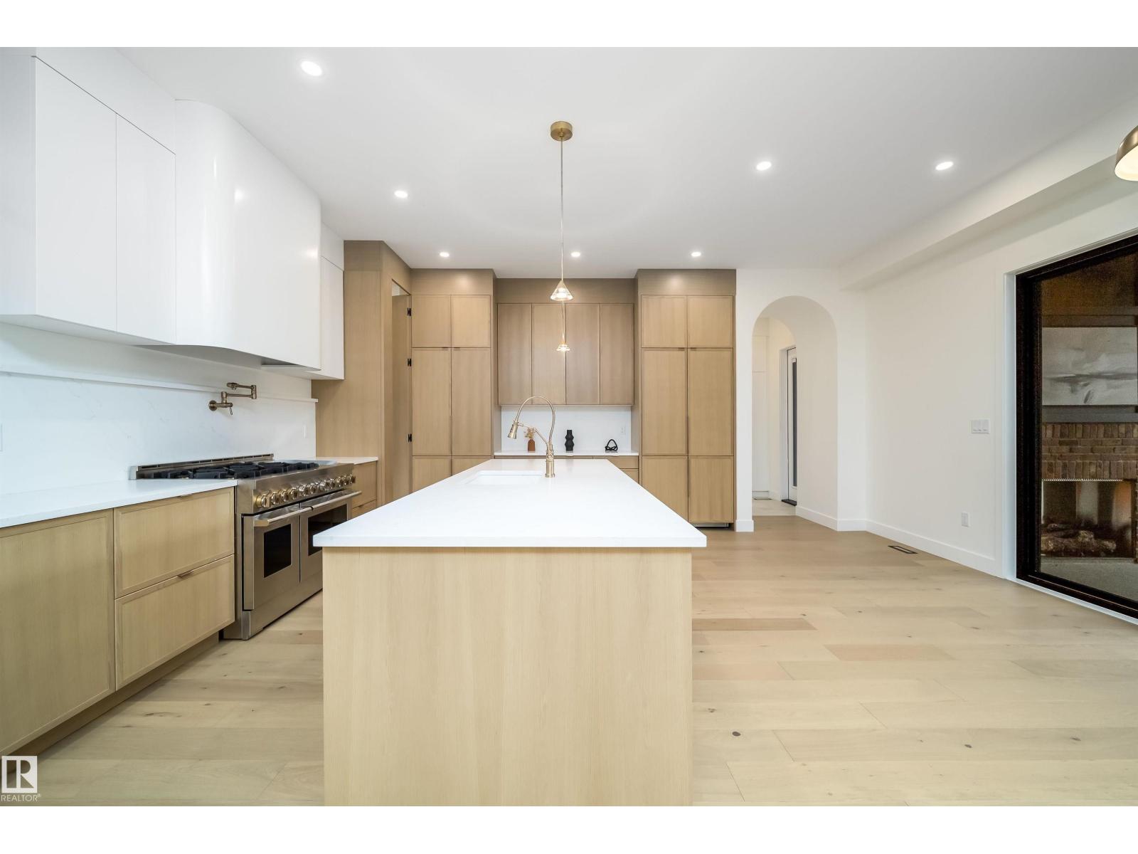 10414 134 ST NW