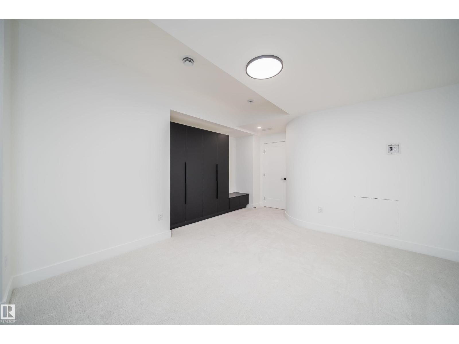 10414 134 ST NW