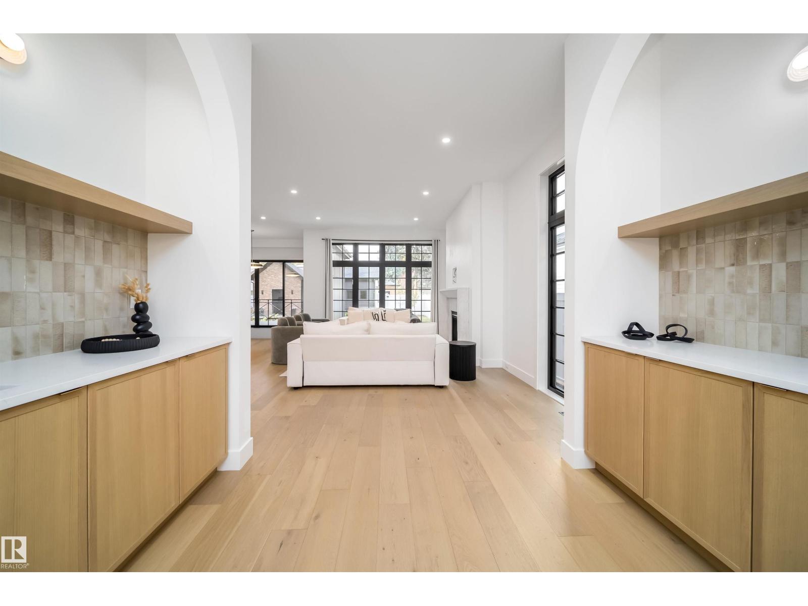 10414 134 ST NW