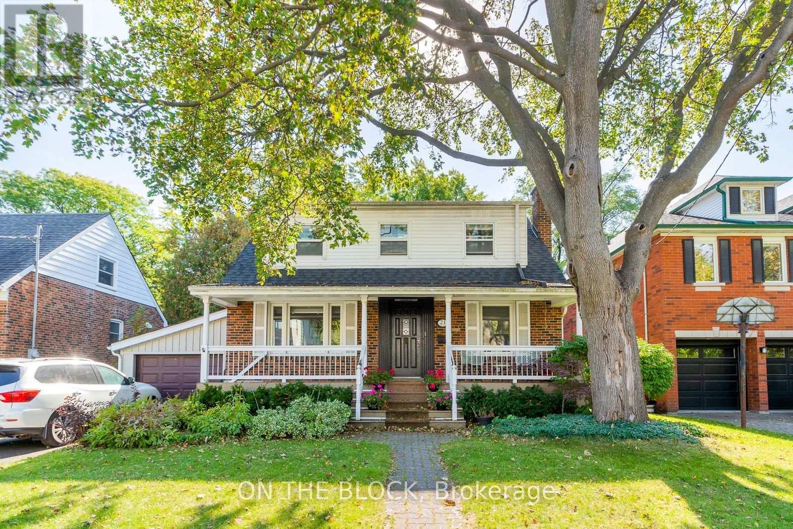 21 Craigmore Crescent, Toronto, Ontario  M2N 2Y2 - Photo 1 - C13874260