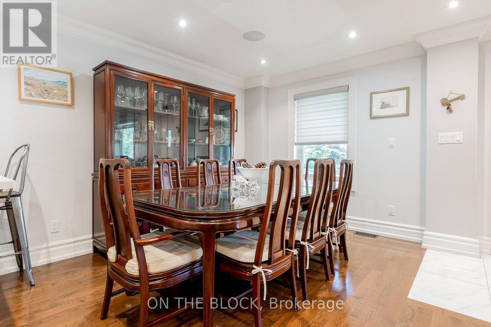21 Craigmore Crescent, Toronto, Ontario  M2N 2Y2 - Photo 7 - C13874260