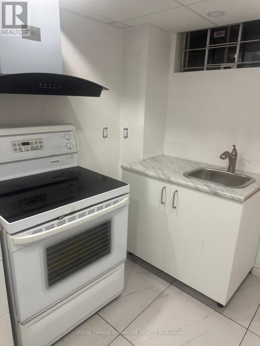 78 Willesden Road, Toronto, Ontario  M2H 1V7 - Photo 9 - C13874268