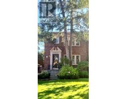 119 GLENVALE BOULEVARD, Toronto, Ontario