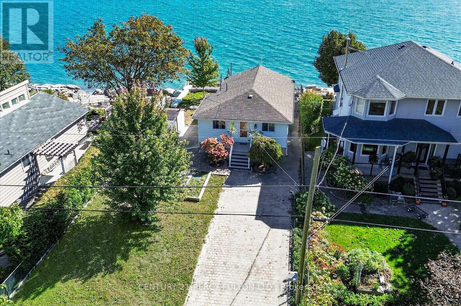 135 Cedar Crest Beach Road, Clarington (Bowmanville), Ontario  L1C 3K3 - Photo 2 - E13874294