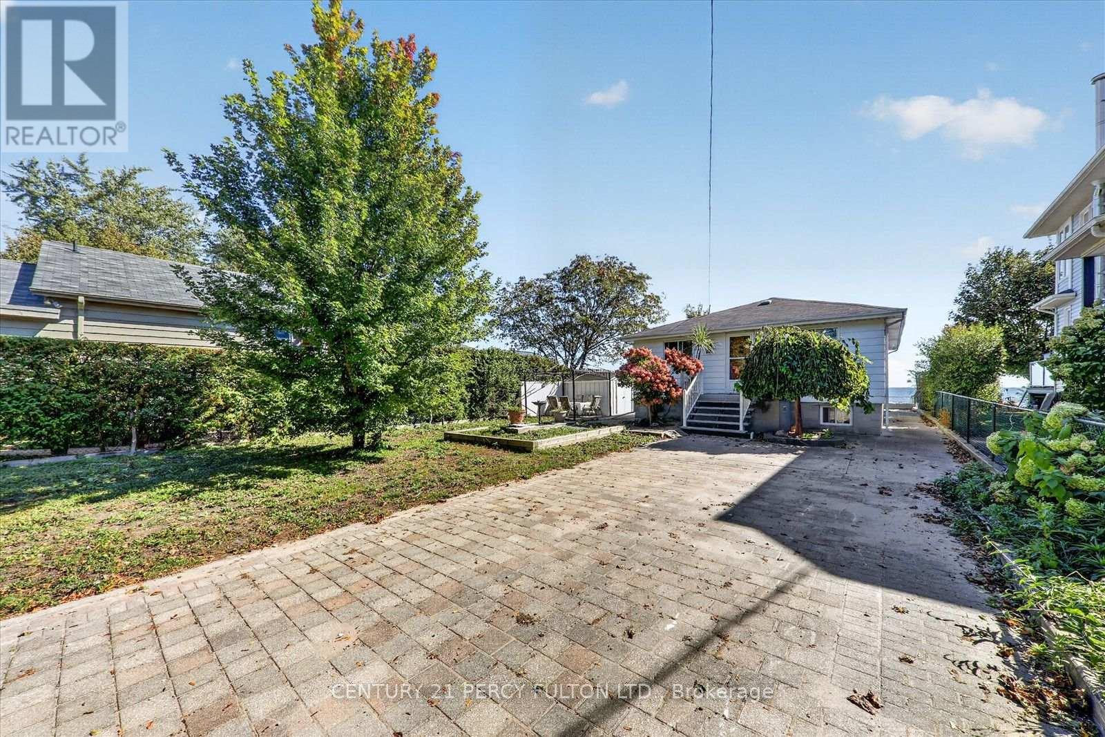 135 Cedar Crest Beach Road, Clarington (Bowmanville), Ontario  L1C 3K3 - Photo 6 - E13874294