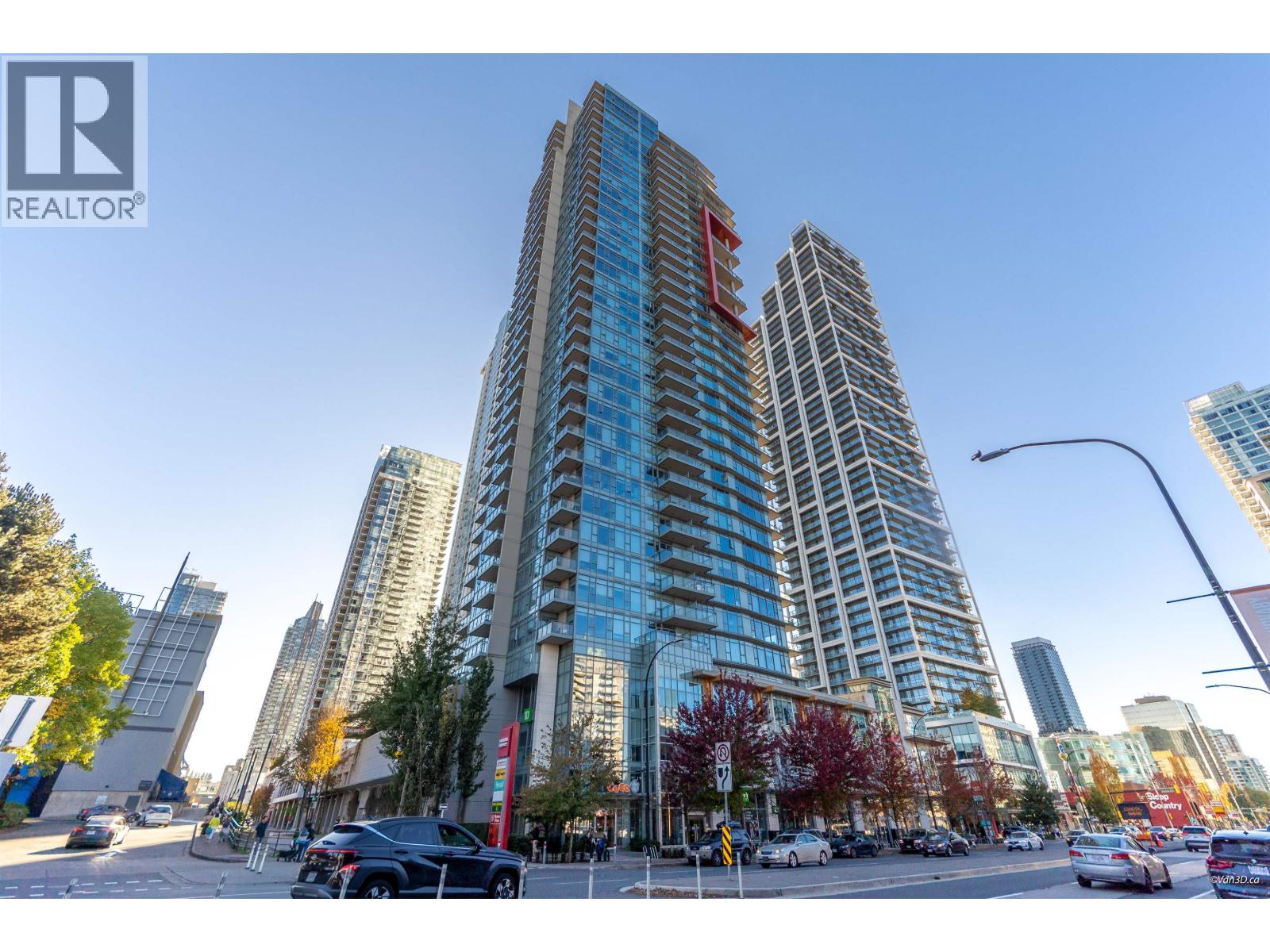 3606 4688 KINGSWAY, Burnaby, British Columbia