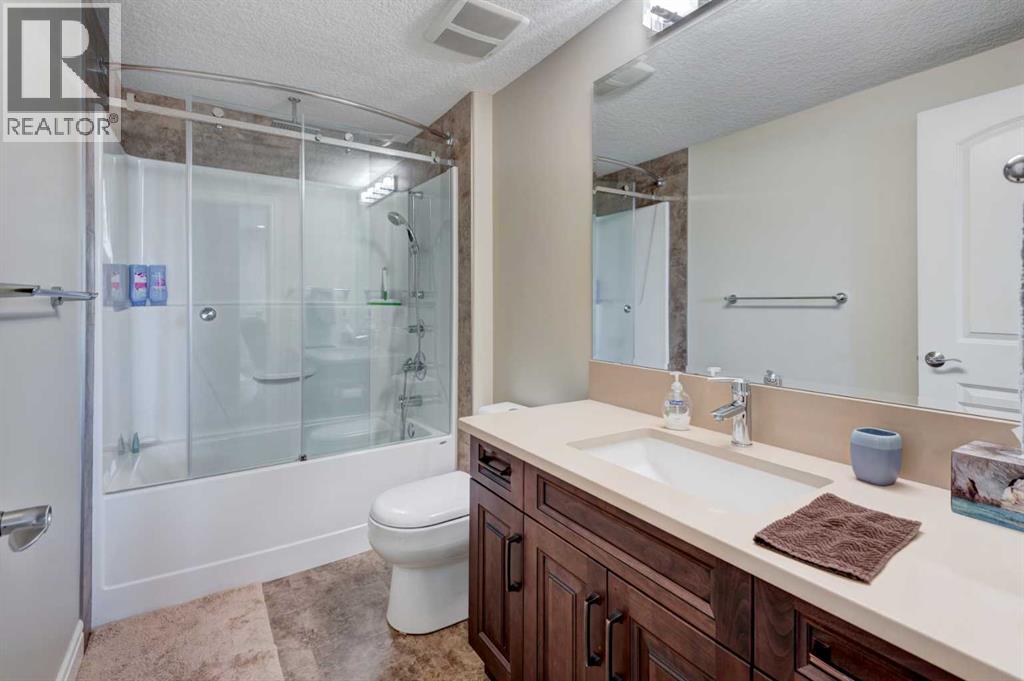 66 Legacy Green SE, Calgary, Alberta  T2X 0X6 - Photo 27 - A2348808