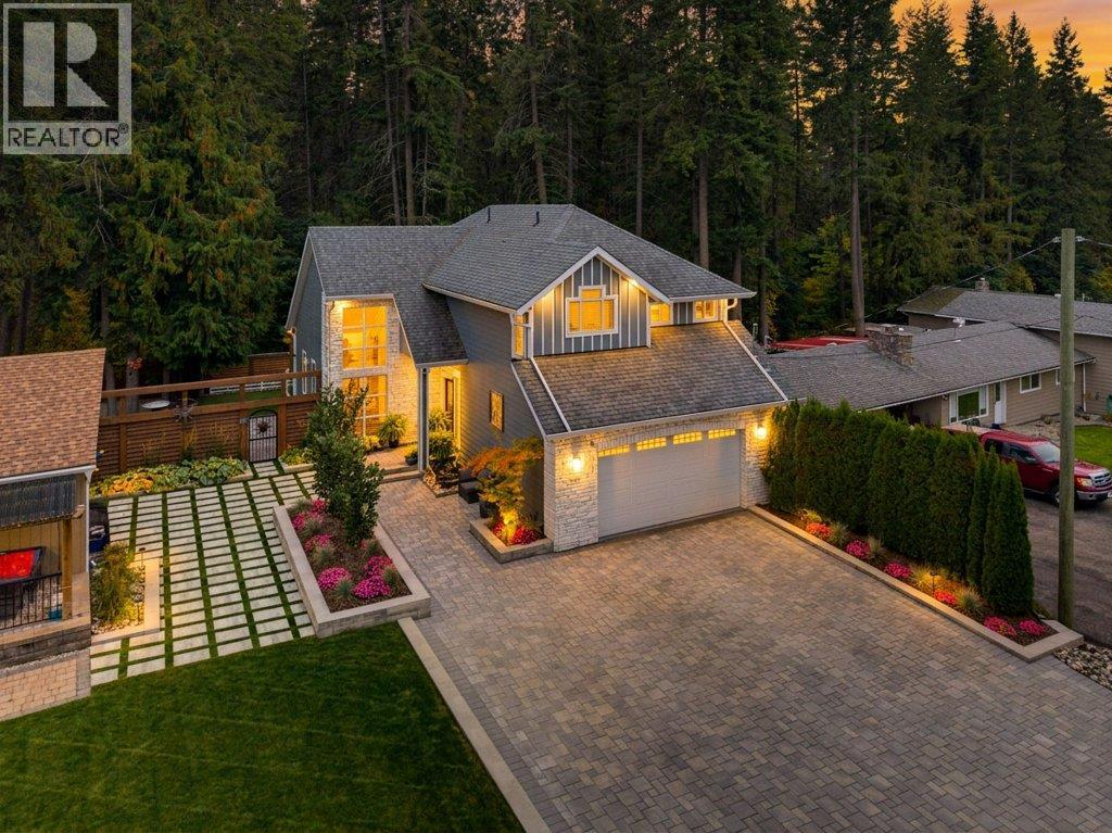 3220 28 Avenue NE, Salmon Arm, British Columbia