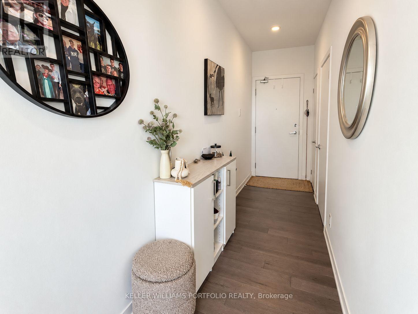 1205 - 1830 Bloor Street W, Toronto, Ontario  M6P 0A2 - Photo 3 - W13874326