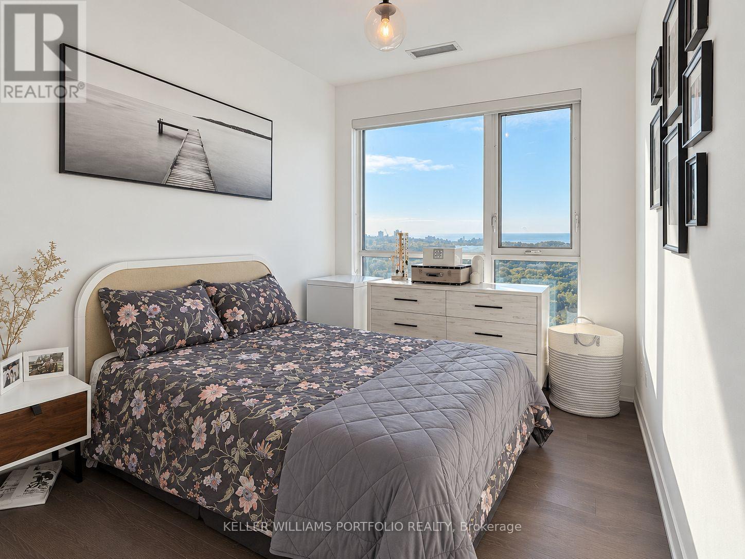 1205 - 1830 Bloor Street W, Toronto, Ontario  M6P 0A2 - Photo 4 - W13874326