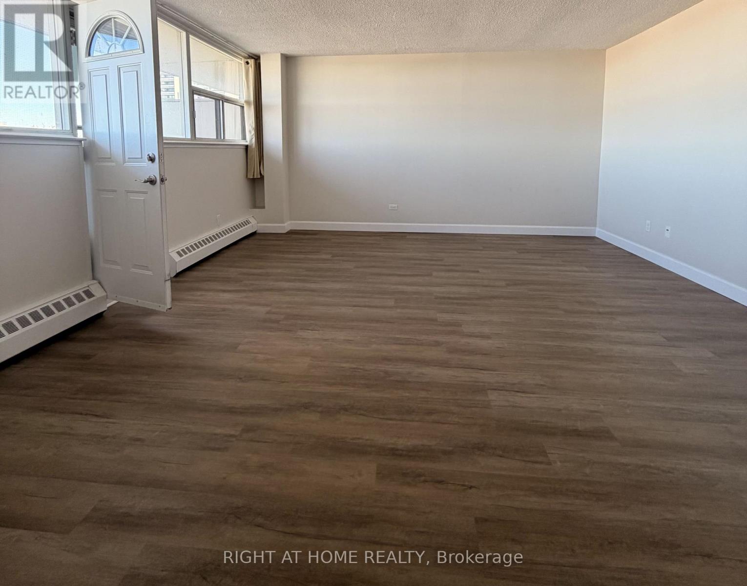 505 - 215 Glenridge Avenue, St. Catharines, Ontario  L2T 3J7 - Photo 4 - X13874250