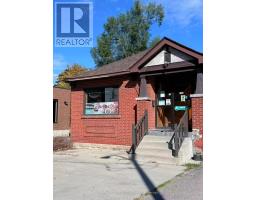 1088 MAIN STREET W, Hamilton, Ontario