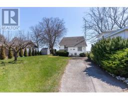 38 LAKE ROAD, Haldimand, Ontario