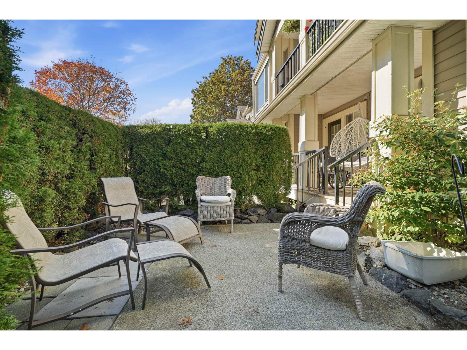 22 45550 SHAWNIGAN CRESCENT|Garrison Crossing