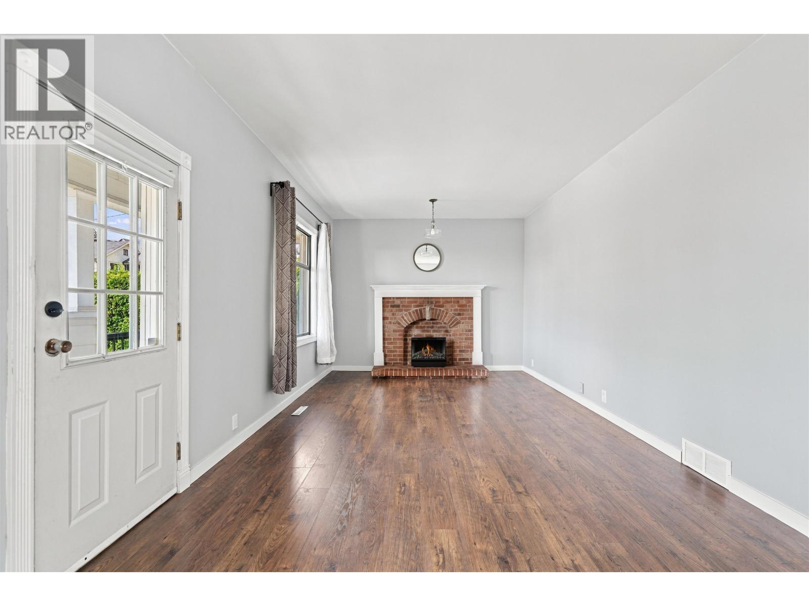 319 Marmont Street, Coquitlam, British Columbia  V3K 4R4 - Photo 7 - R3164507