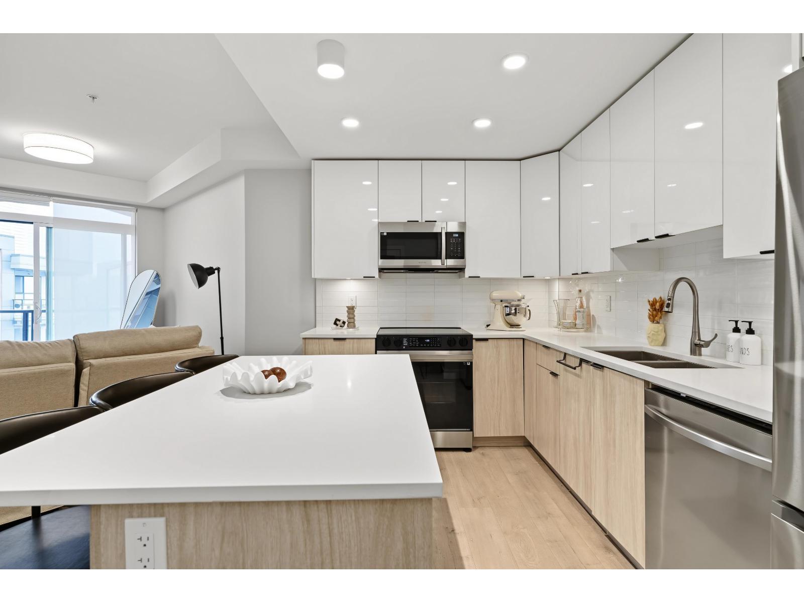 602 13458 95 Avenue, Surrey, British Columbia  V3V 0H1 - Photo 13 - R3172276