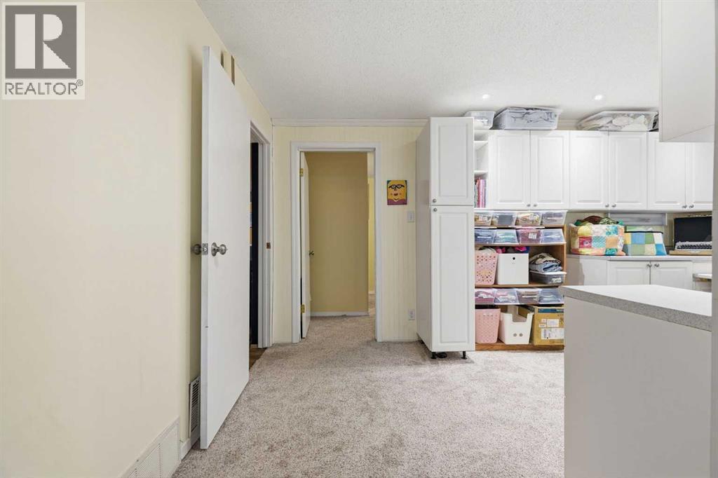 16 Robinson Drive