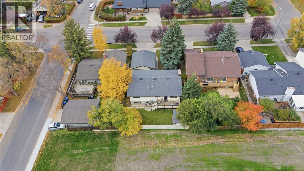 16 Robinson Drive