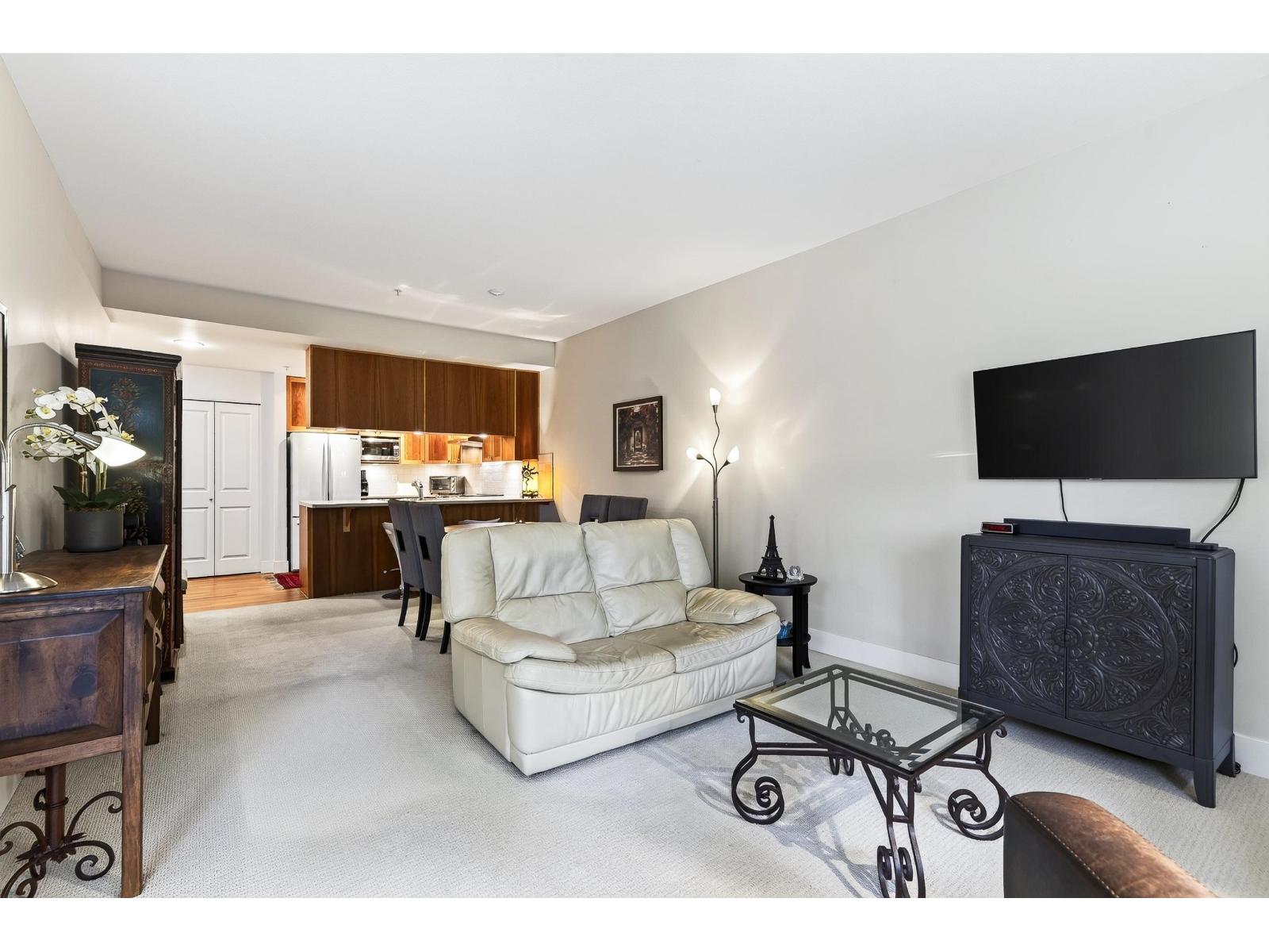 215 15392 16a Avenue, Surrey, British Columbia  V4A 1S9 - Photo 11 - R3173576