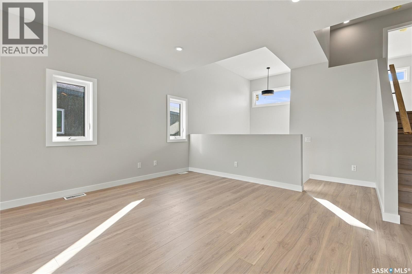 526 Kinloch Court, Saskatoon, Saskatchewan  S7M 5X1 - Photo 9 - SK050630