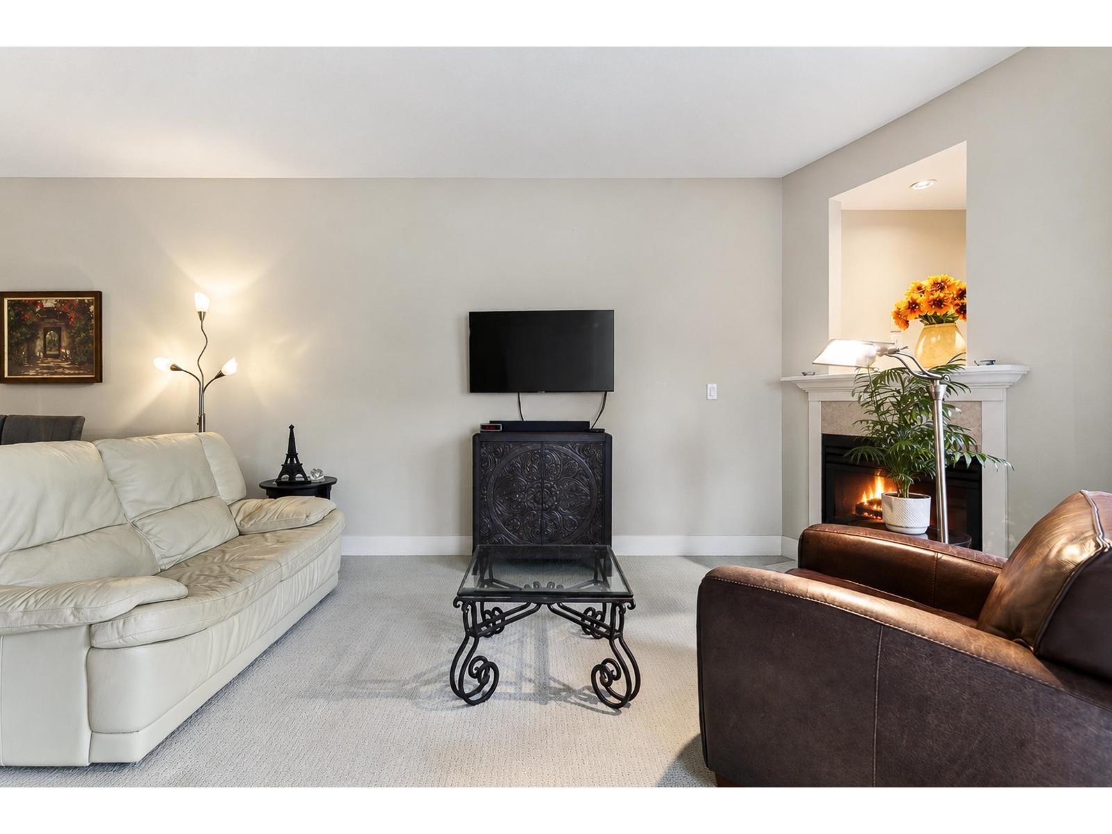215 15392 16a Avenue, Surrey, British Columbia  V4A 1S9 - Photo 10 - R3173576