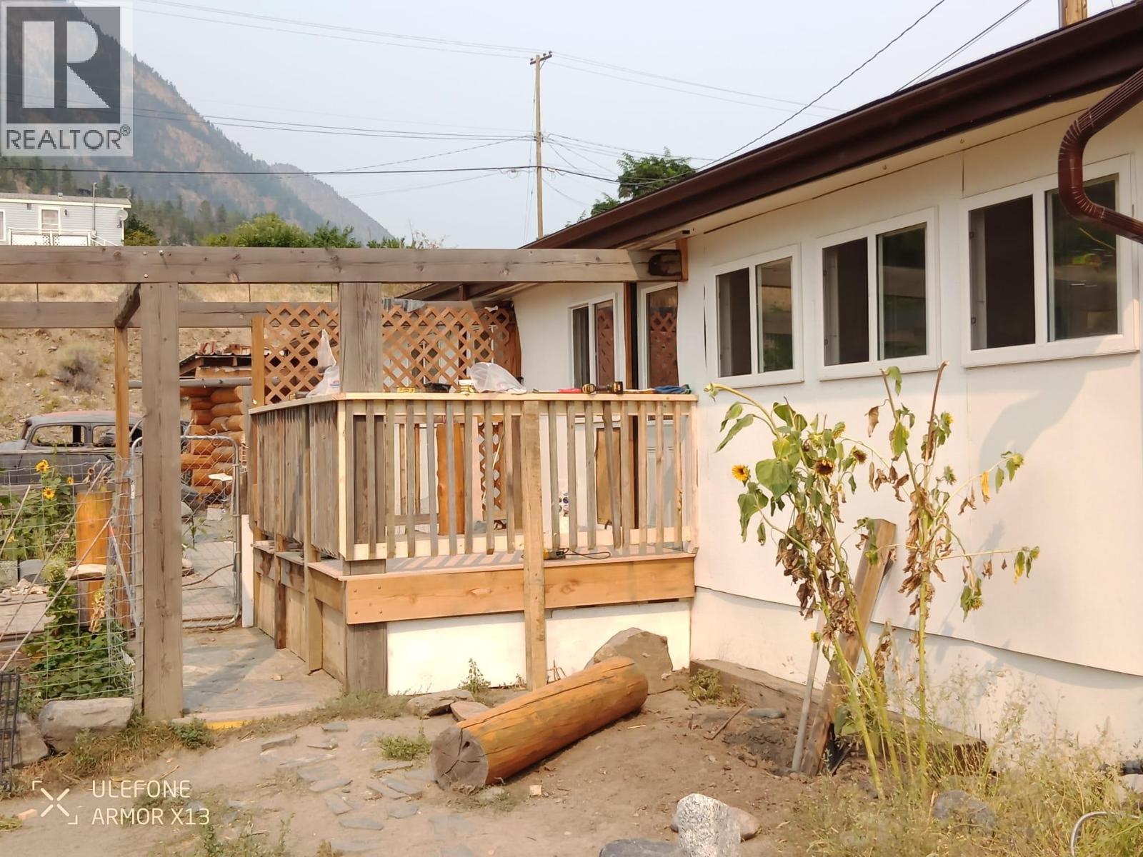 100 Main Street, Lillooet, British Columbia  V0K 1V0 - Photo 17 - 10403120